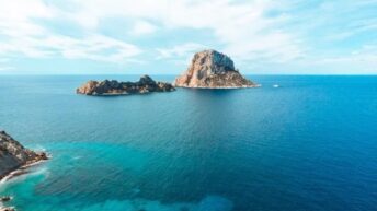 5 claves para viajar a Ibiza y disfrutar de unas merecidas vacaciones