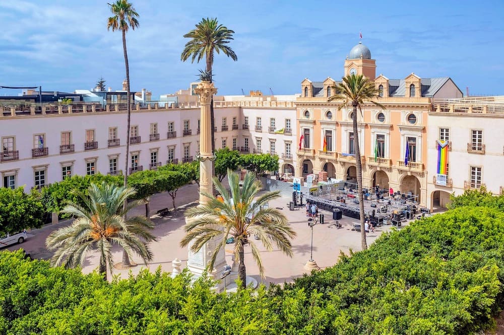 Razones por las que querrás irte de vacaciones a Almería este 2024