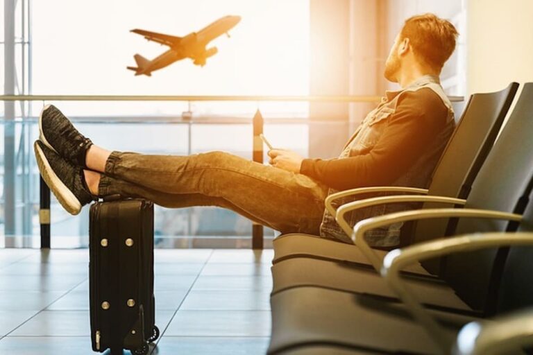 Aeropuertos como Salamanca ofrecen vuelos de gran interés