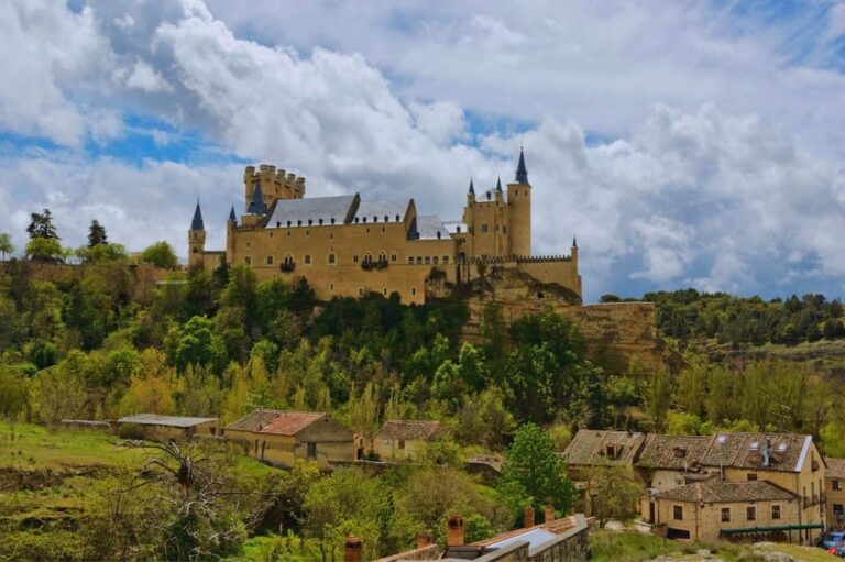 Explorar el turismo rural en los alrededores de Segovia